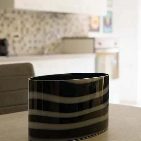 Apartment16 דירה *